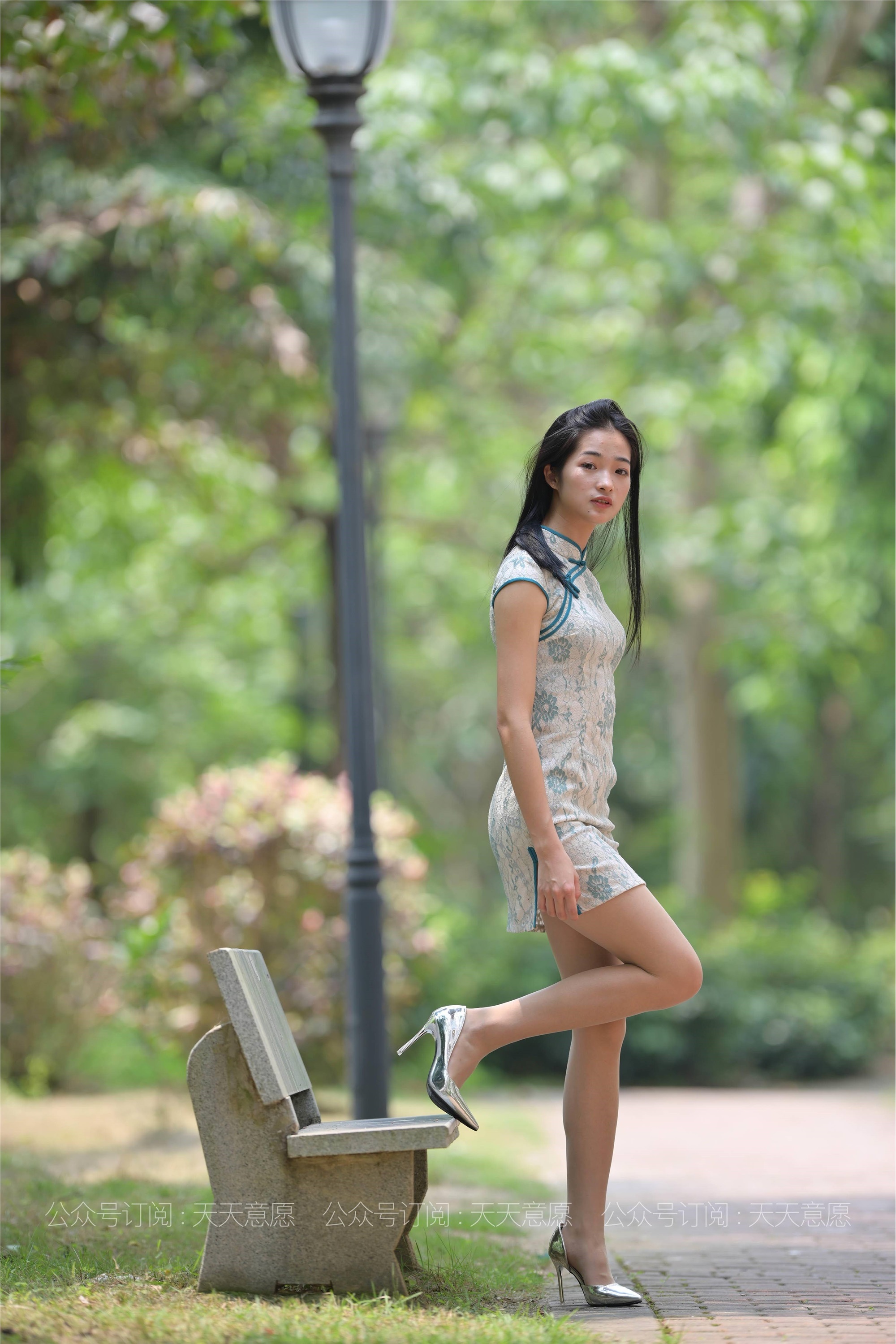 Model: Ning Ning, Green Shade Cheongsam Show